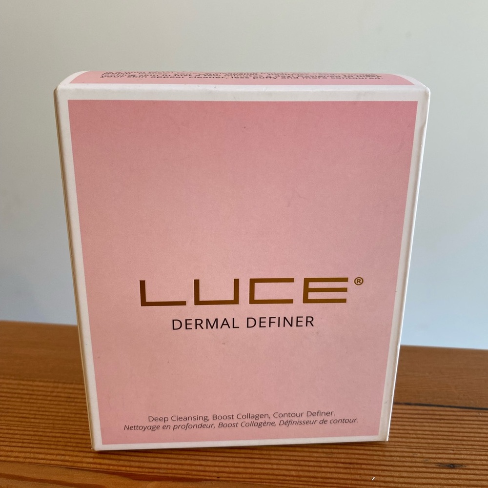 LUCE Dermal Definer